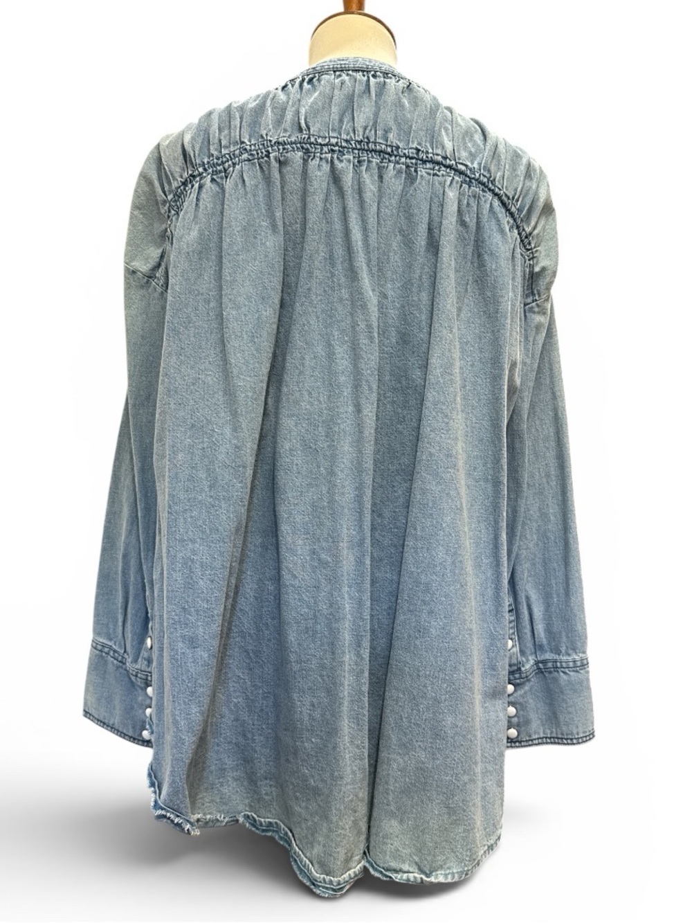 We The Free Light Blue Denim Tunic Top - Picture 3 of 4